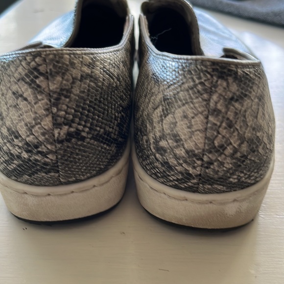 Jenny by Ara women’s snake grain flat shoes size 11 - Picture 5 of 7